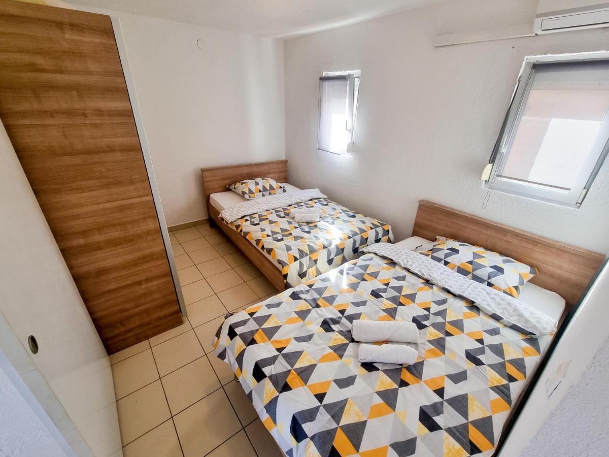 Apartments Kovac Вир Екстериор снимка