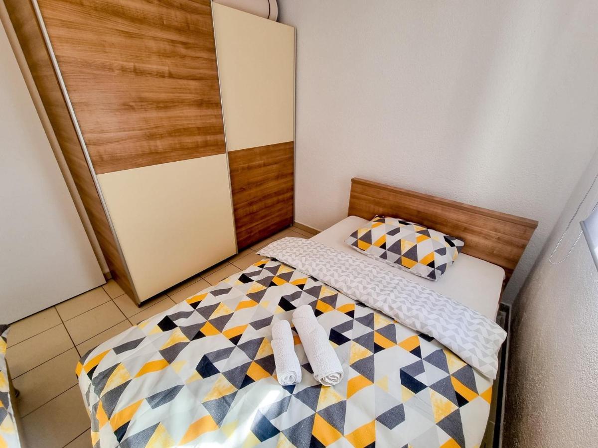 Apartments Kovac Вир Екстериор снимка