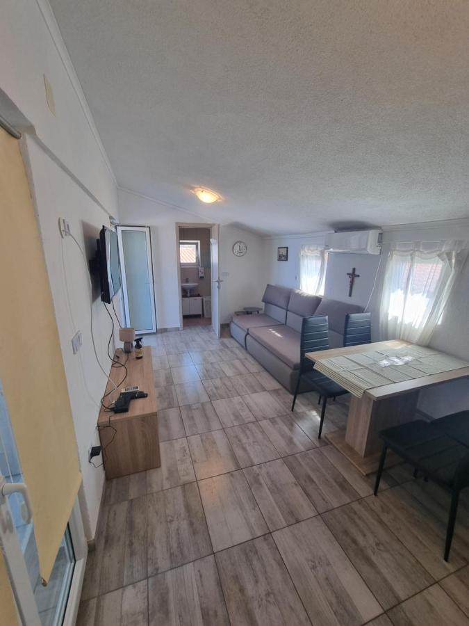 Apartments Kovac Вир Екстериор снимка