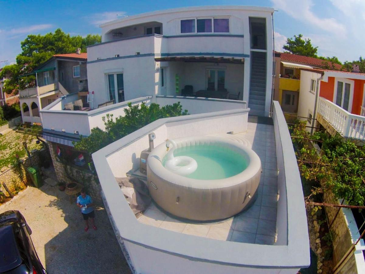 Apartments Kovac Вир Екстериор снимка