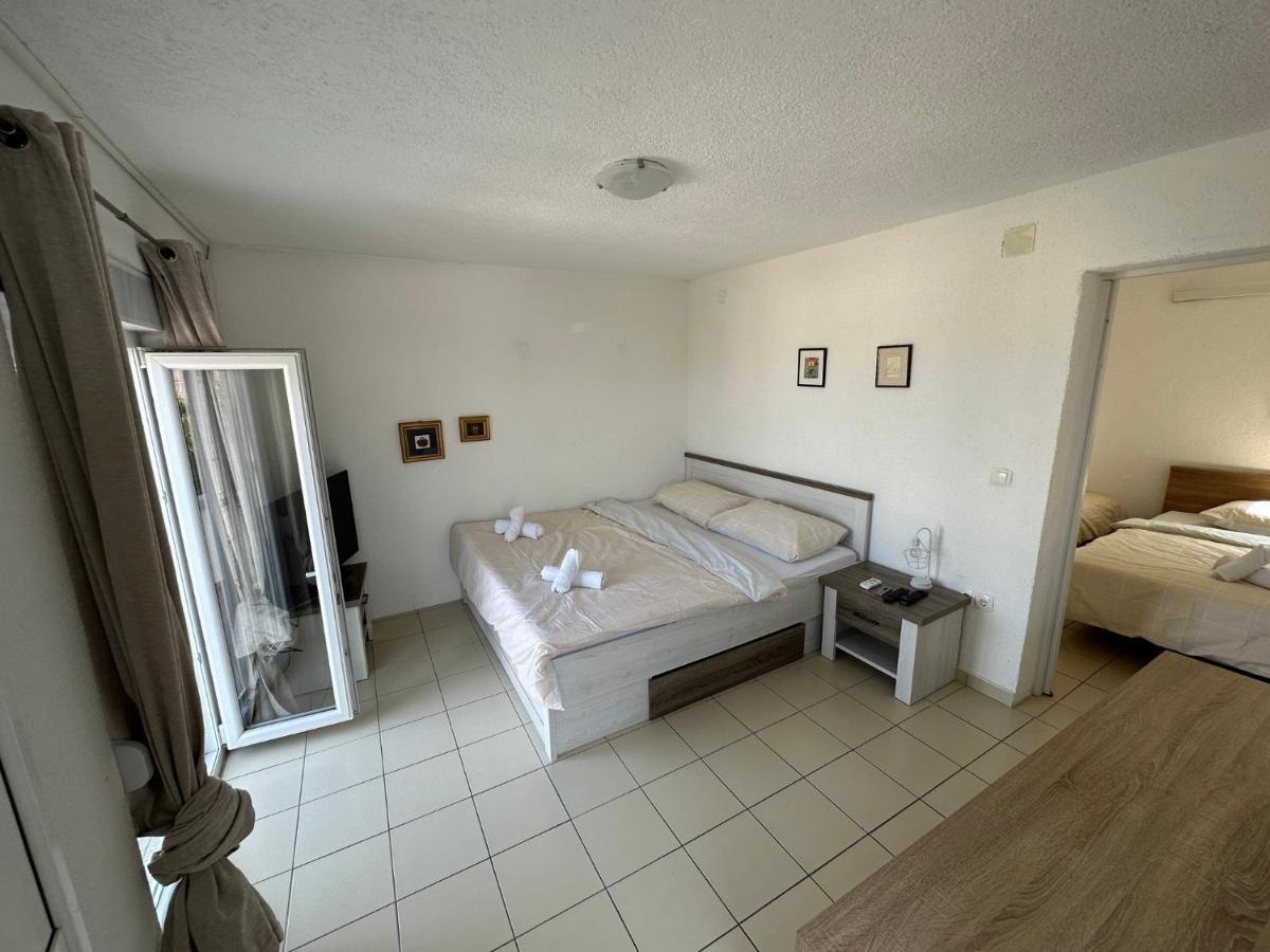 Apartments Kovac Вир Екстериор снимка